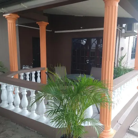 Tony'S Villa